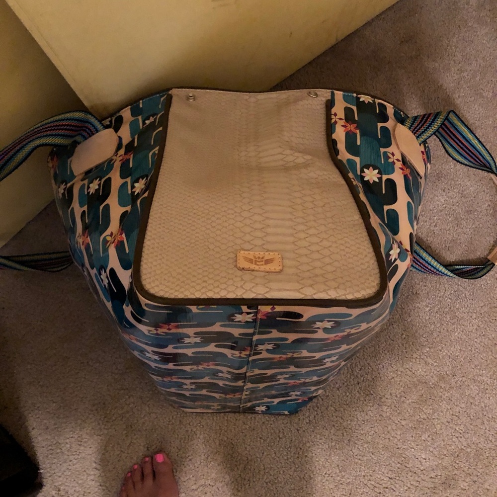 Consuela Grande Tote Bag